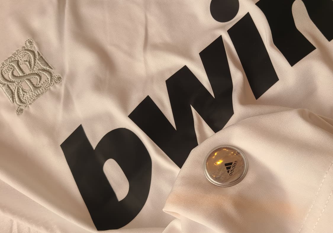 레알마드리드 호날두 데뷔 시즌 유니폼 상품이미지3