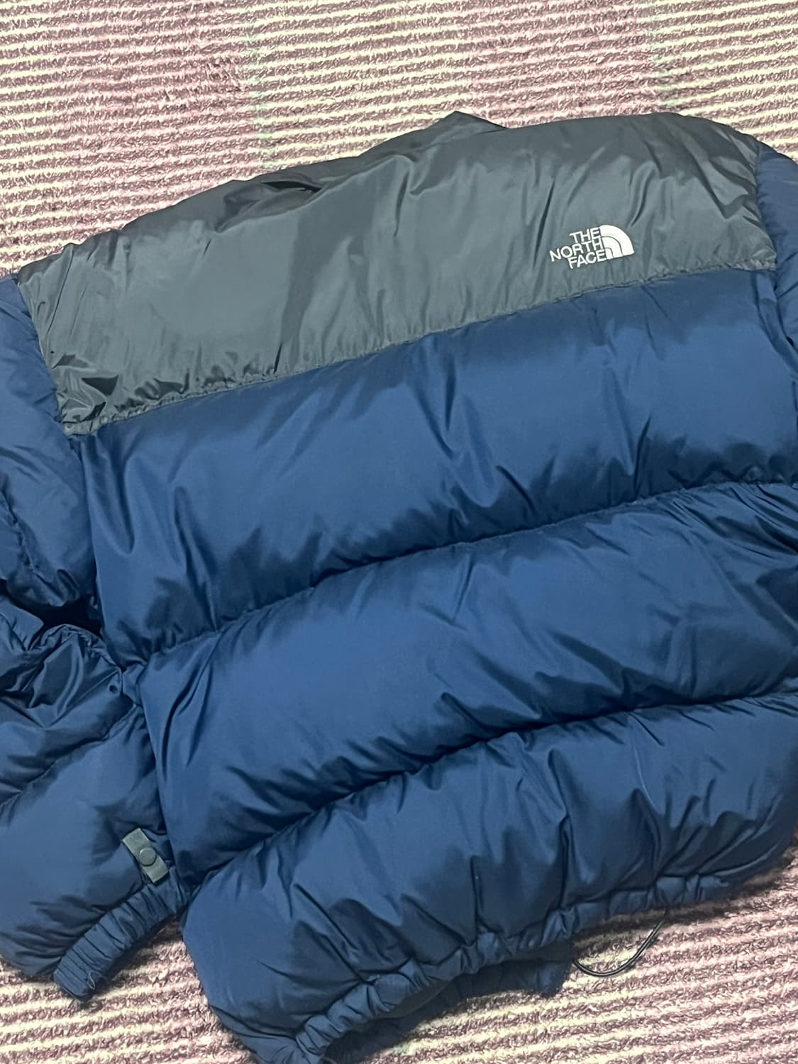 노스페이스 패딩 눕시 700 네이비 M 사이즈 상품이미지3