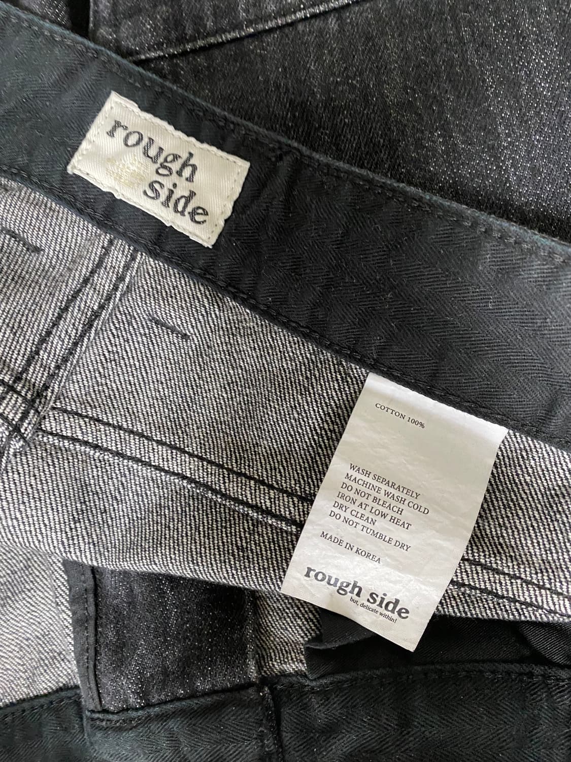 러프사이드 드레이프 데님 워시드 블랙 3 상품이미지4