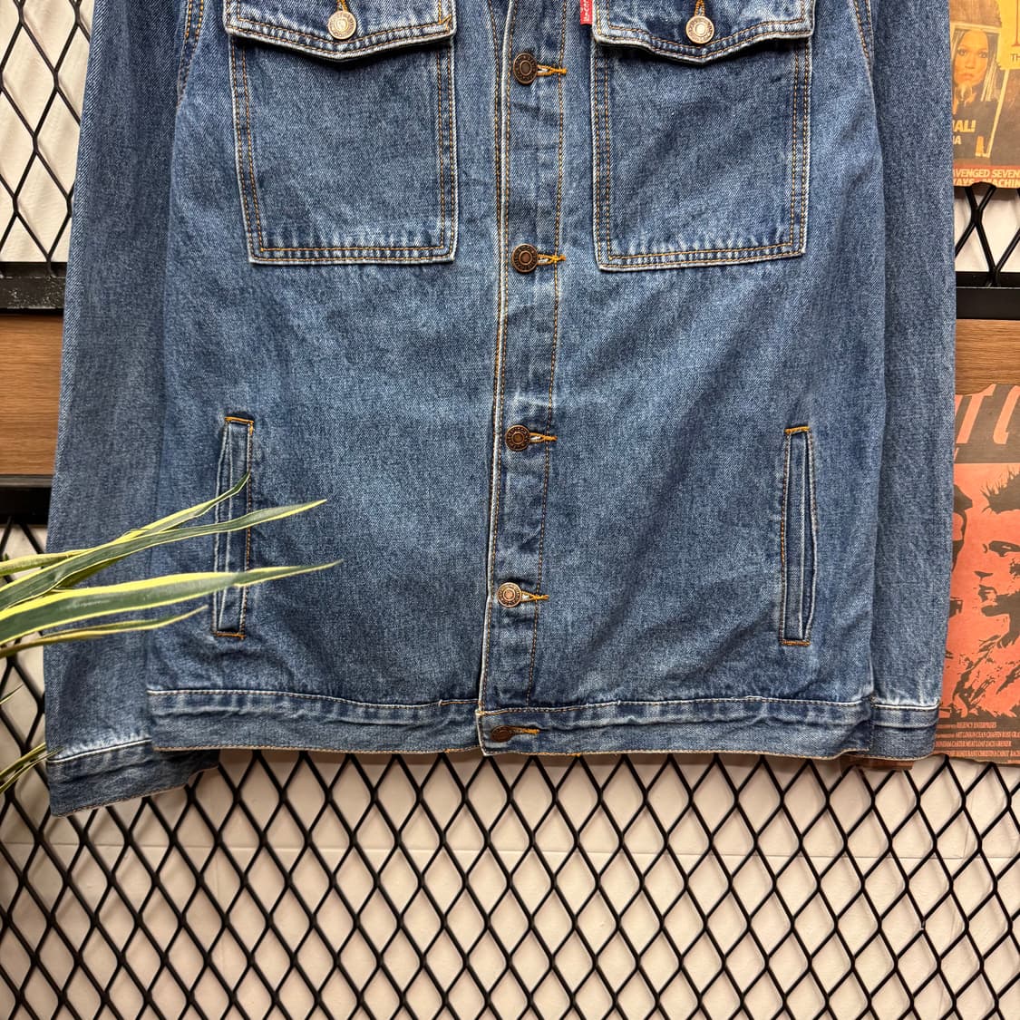 리바이스 데님 트러커 자켓 전면 투포켓 포인트 진청 상품이미지4