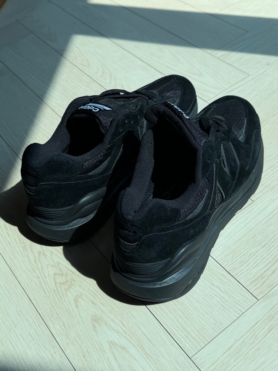 뉴발란스 꼼데 CdGH 5740 블랙 스니커즈 상품이미지5