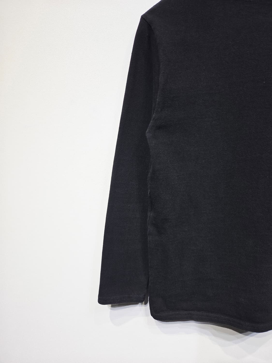 세인트제임스(SAINT JAMES) 블랙 무지 긴팔 티셔츠 상품이미지4