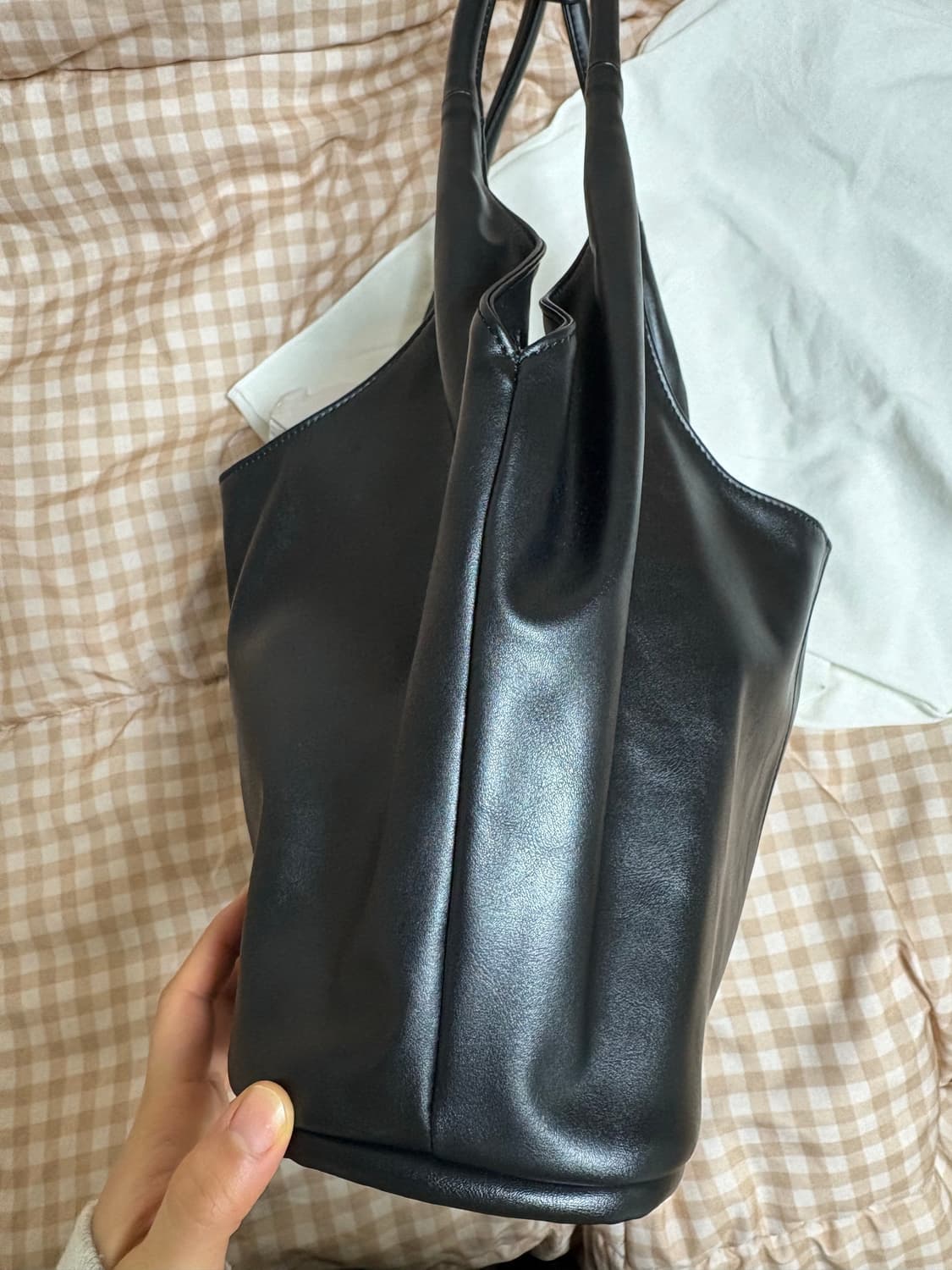 여밈 vase 백 midium 호보백 상품이미지5