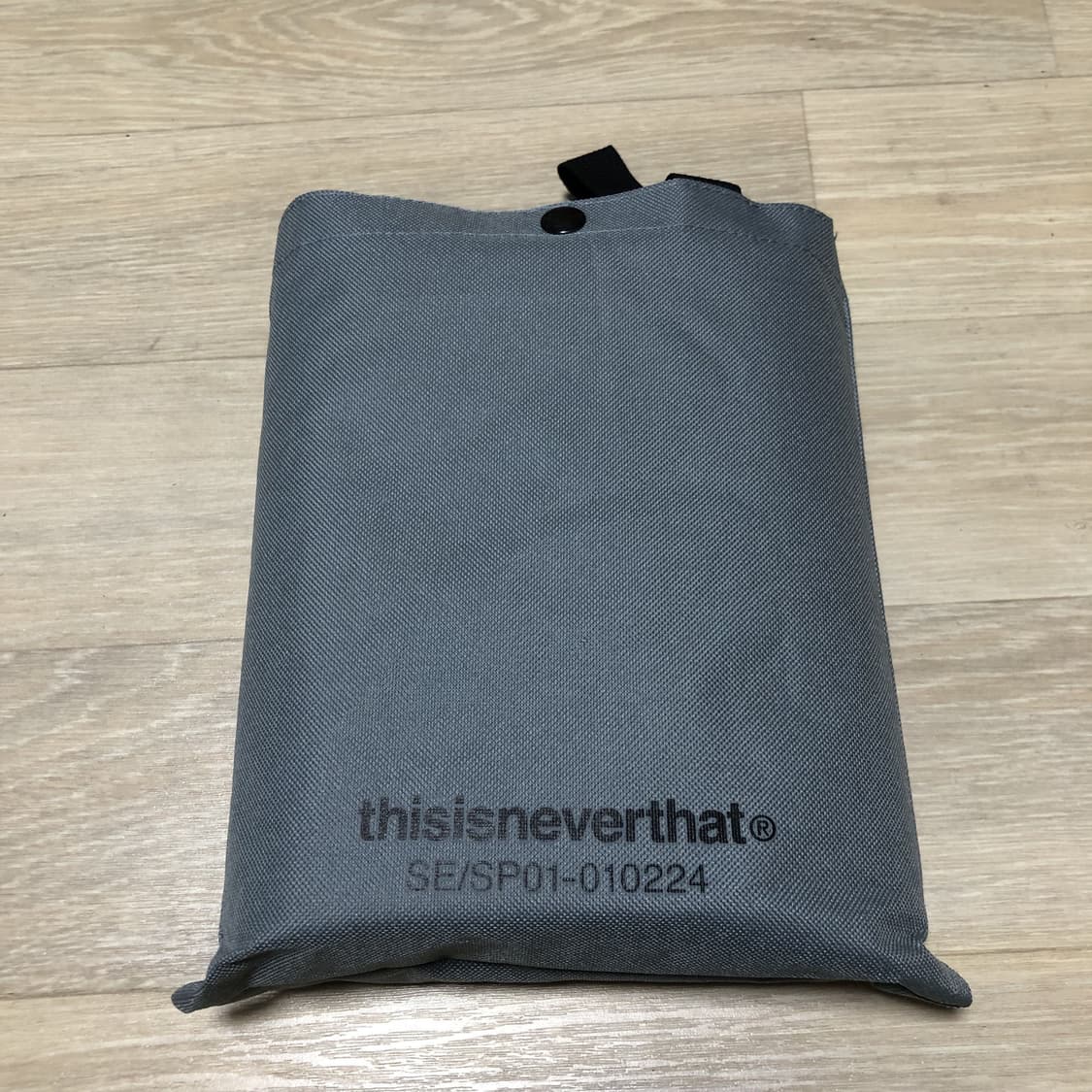 (ONE SIZE) 새상품 디스이즈네버댓 캠핑 매트 돗자리 매트 상품이미지2