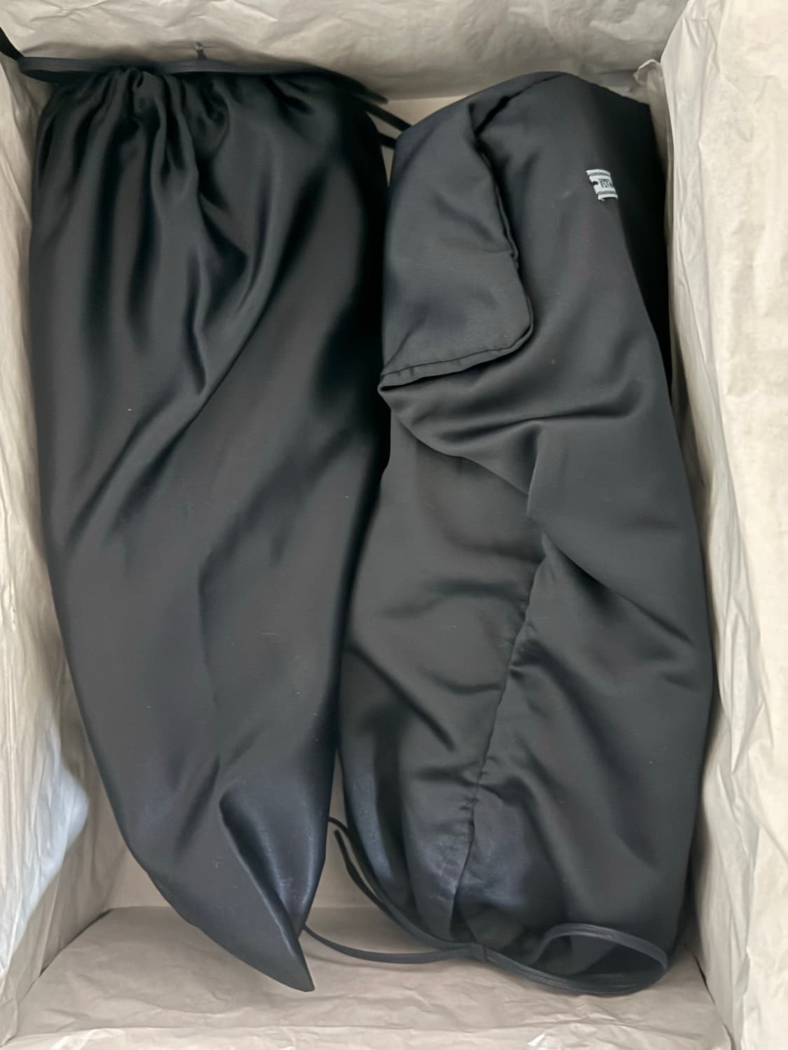 프라다 브러시드 가죽 로퍼 블랙 270mm 상품이미지3