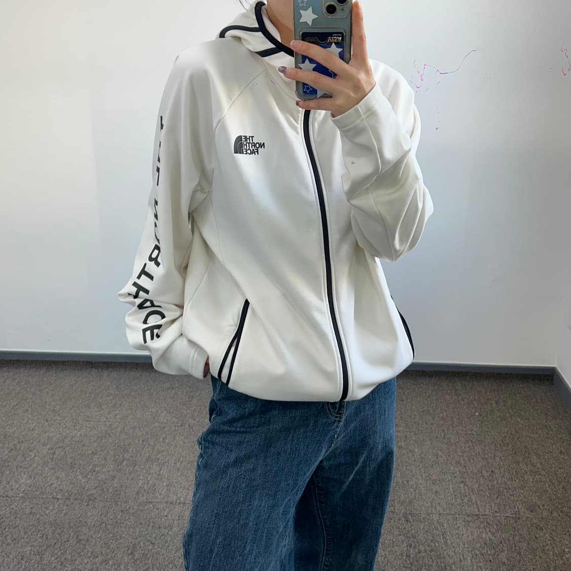 The north face 노스페이스 사이드로고 화이트 후드집업 상품이미지2