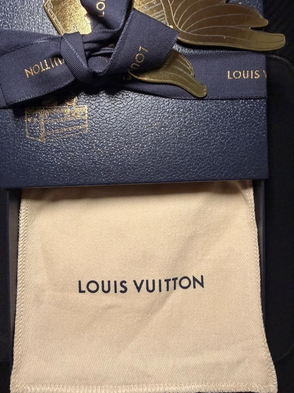 (새상품,풀구성) 루이미통 LV 버티컬 컴팩트 월릿 지갑 상품이미지10