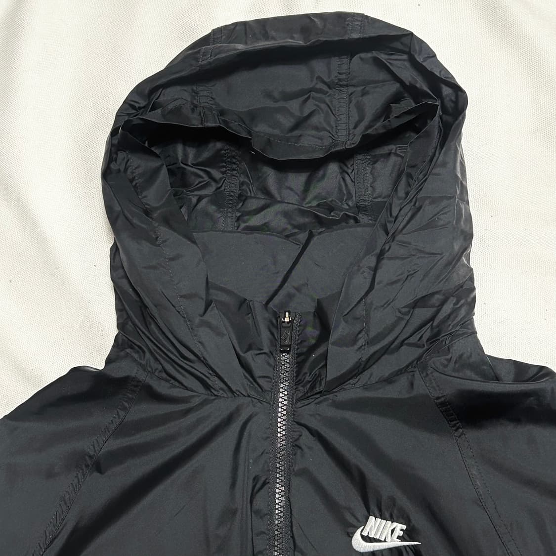 L 나이키 블랙 내장후드 반집업 아노락 0216 상품이미지6