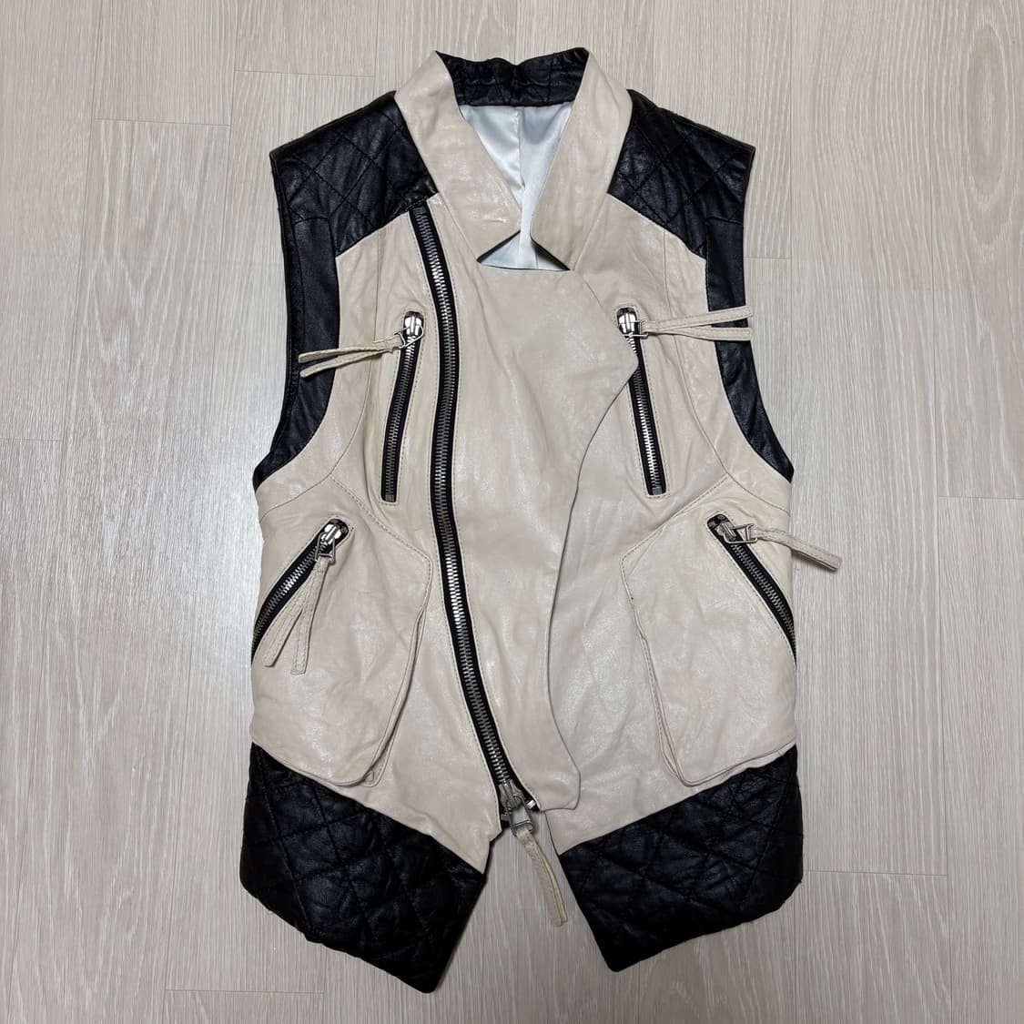 락시크 양가죽 베스트 상품이미지1