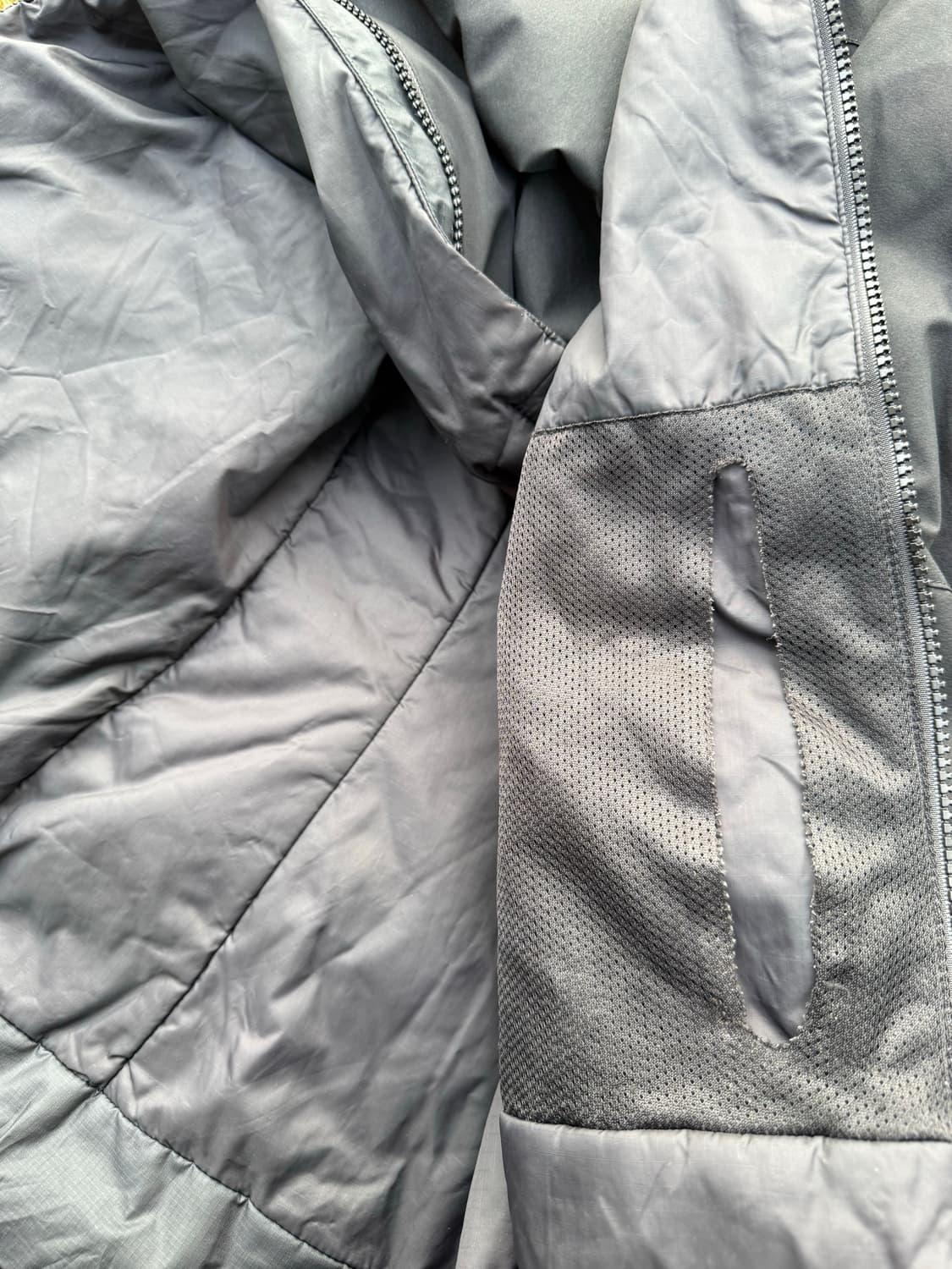 Arcteryx 아크테릭스 프리마로프트 패딩점퍼 상품이미지4