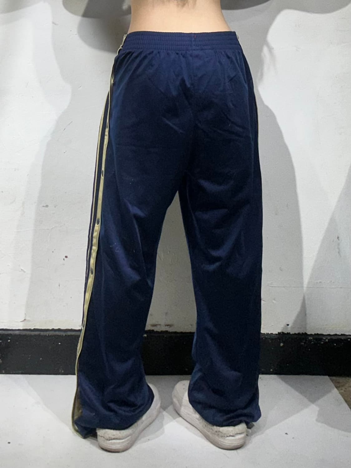 아디다스 네이비 사이드 버튼 스냅 단추 와이드 추리닝 팬츠 댄스 바지 S 상품이미지3