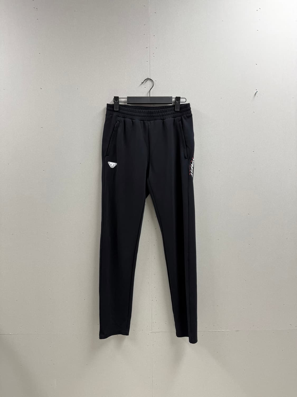 여성 75 M / 다이나핏 트레이닝 팬츠 블랙 상품이미지1