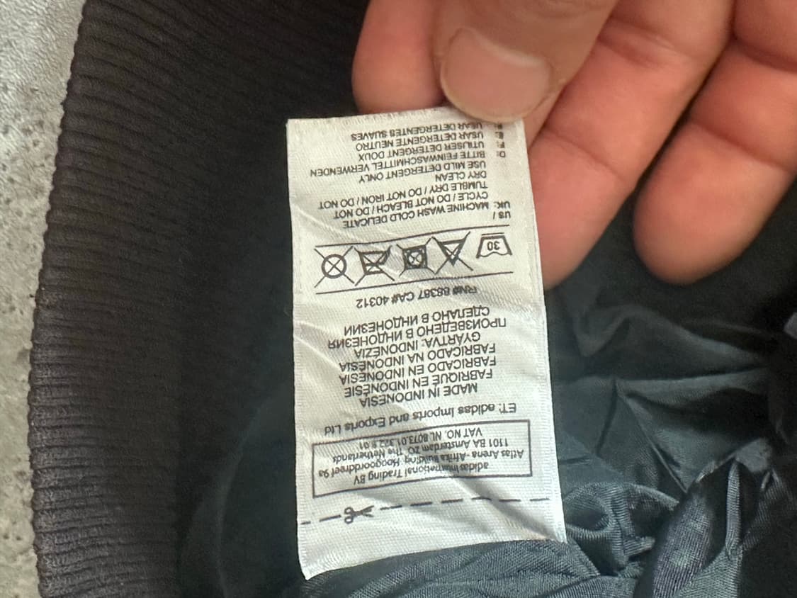 아디다스 오리지널스 퀼팅 바시티 자켓  상품이미지5