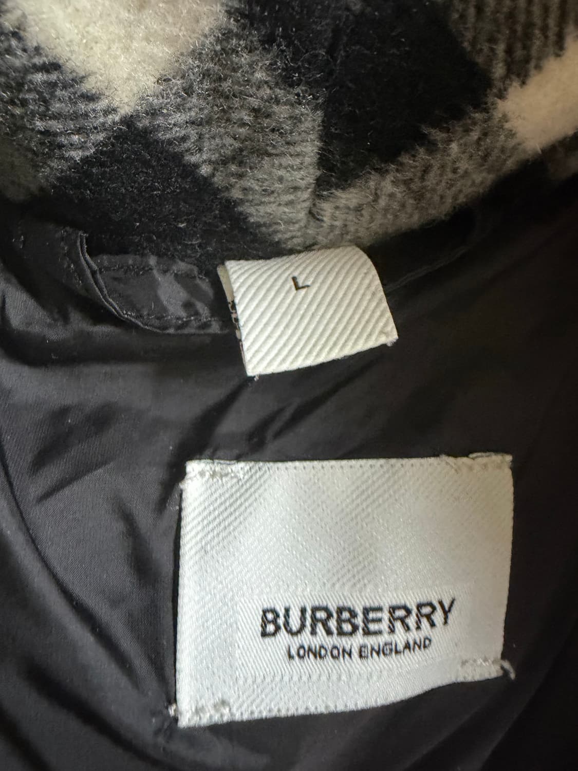 버버리 패딩 급처 상품이미지8