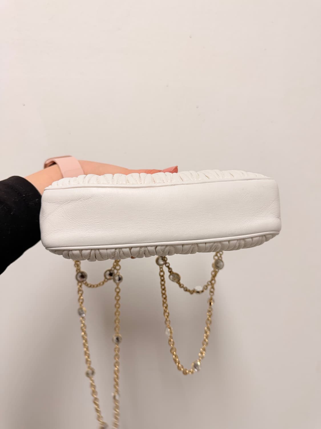 [정품] 미우미우 마테라쎄 나파 화이트 숄더백 5BH211 상품이미지6