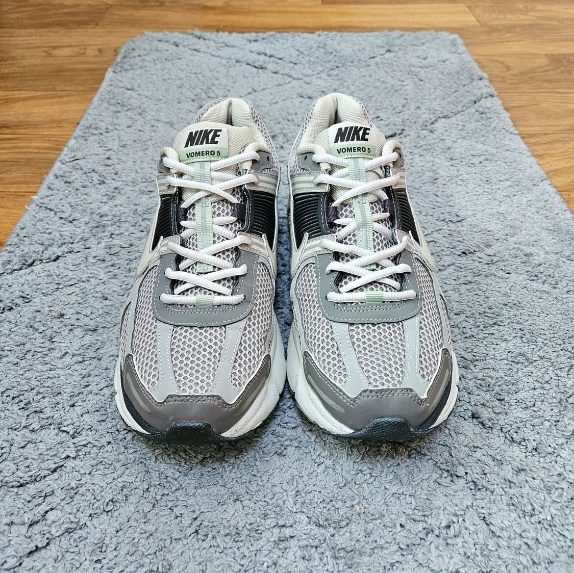 나이키 줌 보메로5  275 상품이미지3