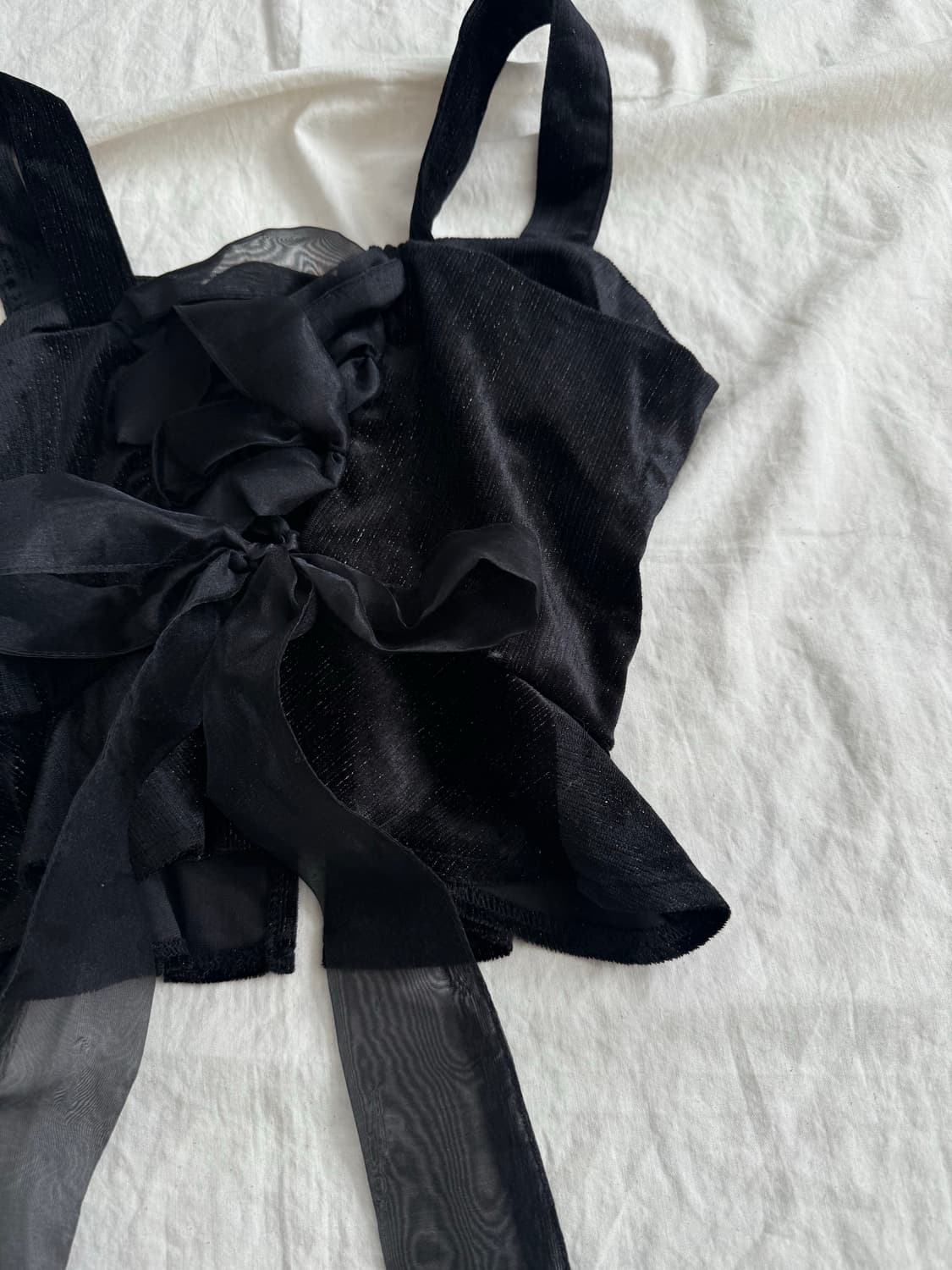 엑시즈팜 로걀 러블리 크롭 슬리브리스 상품이미지3