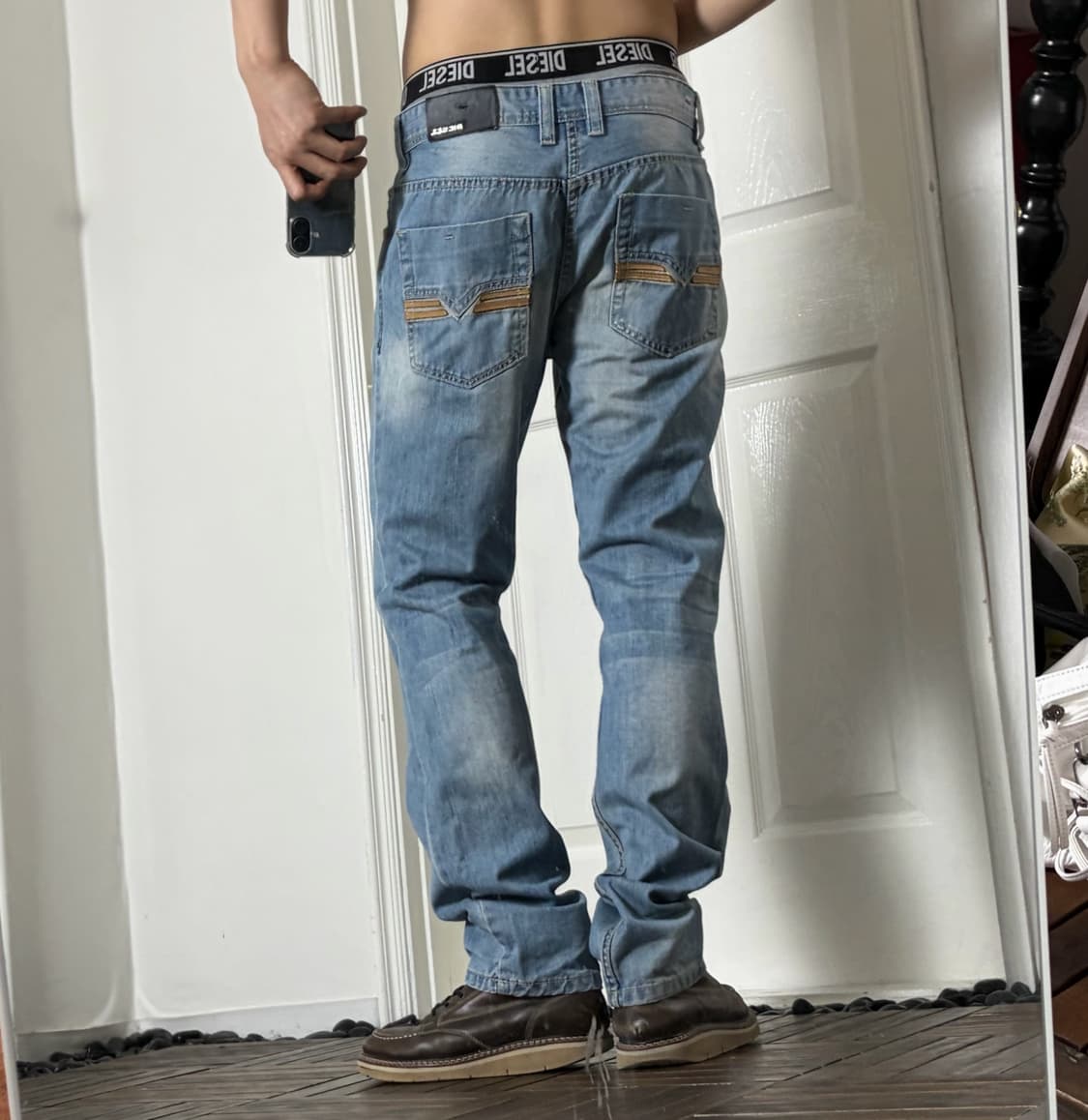 디젤 Revick 데님 팬츠 연청 상품이미지6