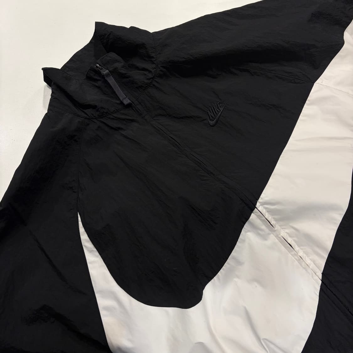 [L] 나이키 빅스우시 우븐 바람막이 블랙/화이트 B975 상품이미지3