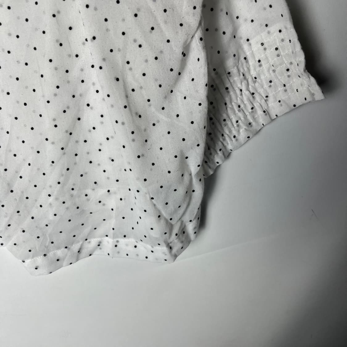 [Earth music] 어스앤뮤직에콜로지 도트 시스루 블라우스 상품이미지3