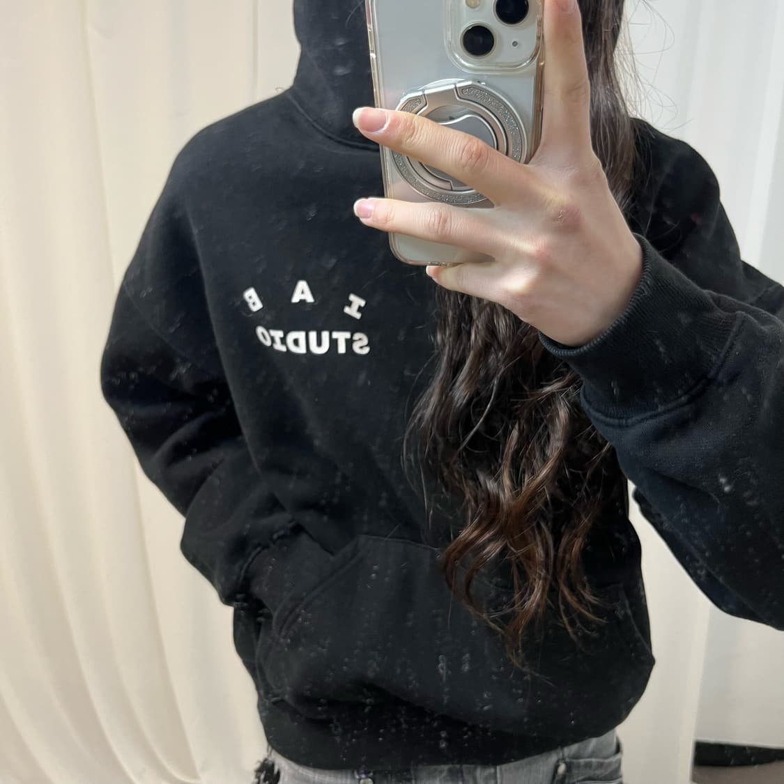 IAB Studio Black Hoodie 상품이미지2