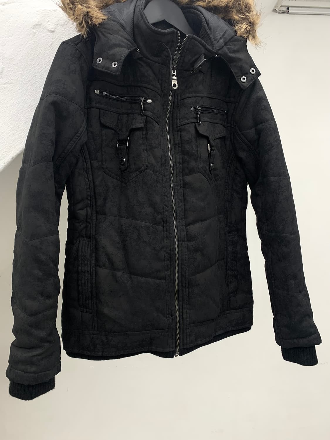 In the attic crack washed fur hood paddi 상품이미지3