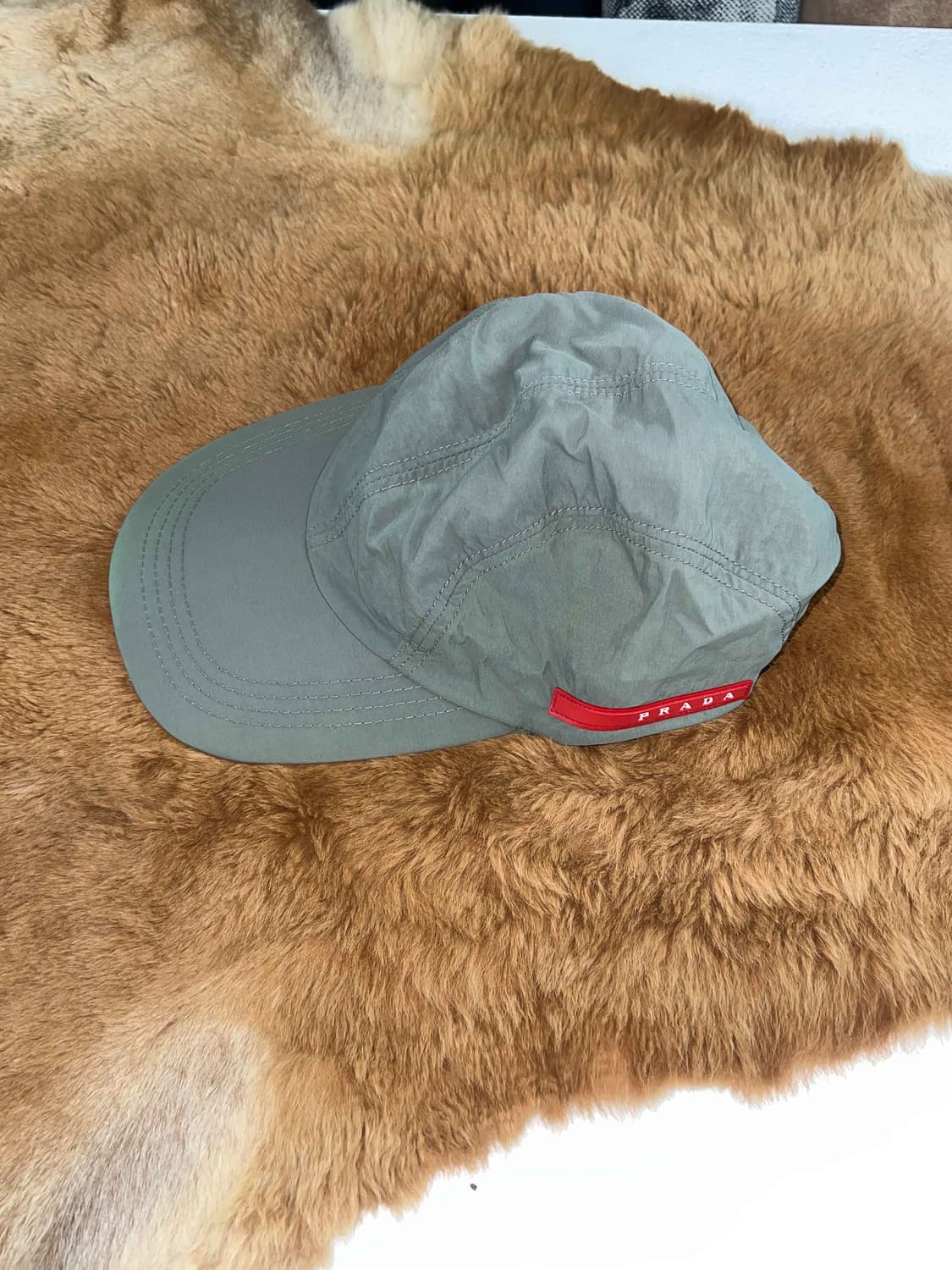 00s 프라다 스포츠 캡 상품이미지1