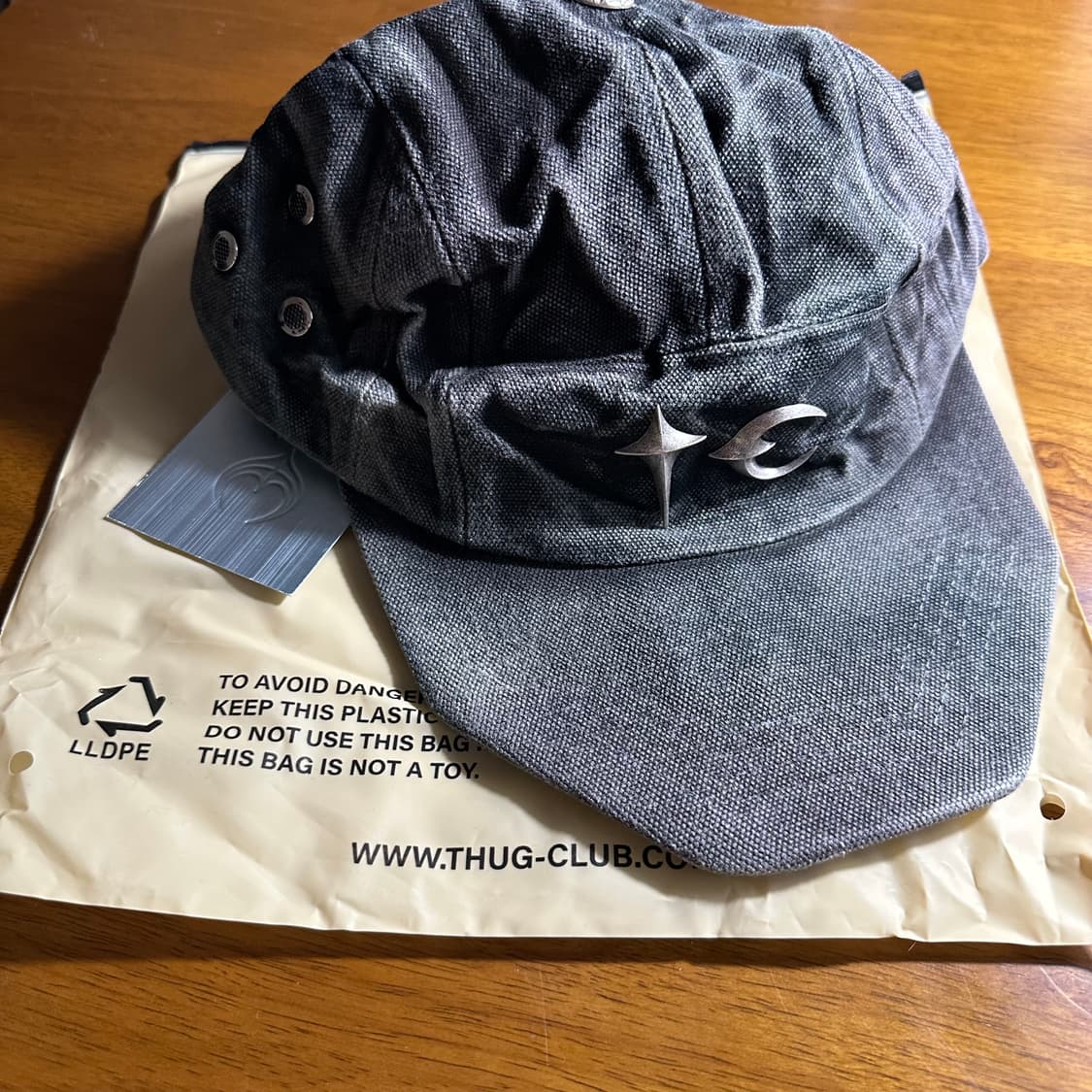 떠그클럽 아미 캡 상품이미지1