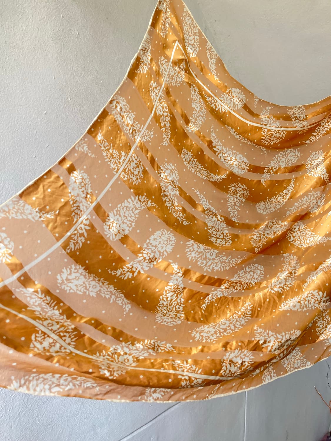 에스닉 오렌지 페이즐 패턴 스카프 상품이미지4