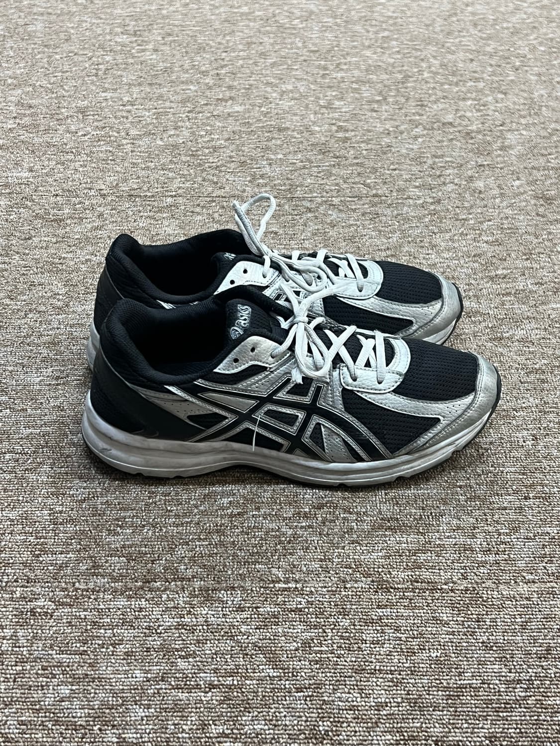 아식스 조그 100S 블랙퓨어실버 280mm 상품이미지1