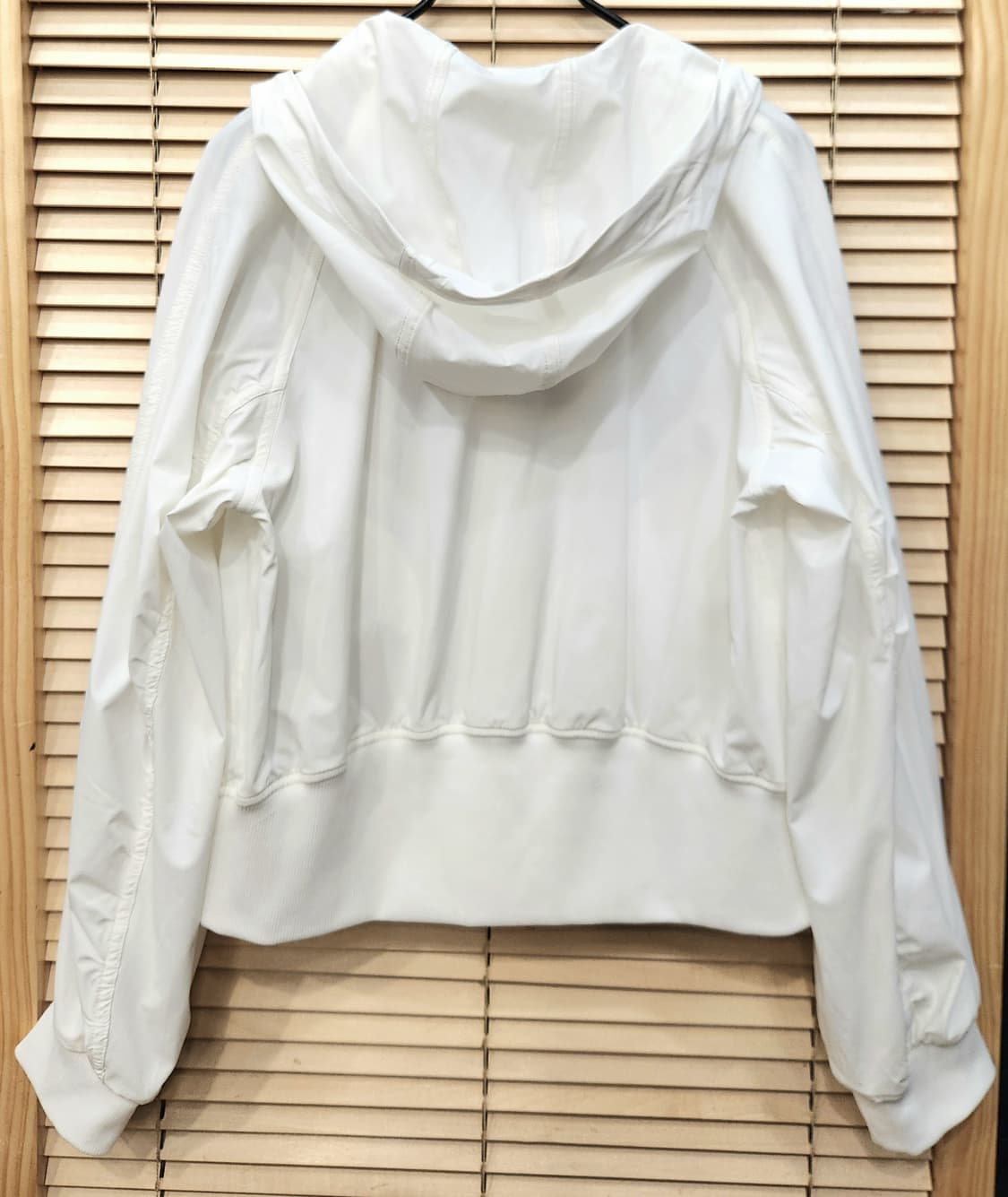 (새상품)위뜨8 셔링 후드 봄점퍼 상품이미지3