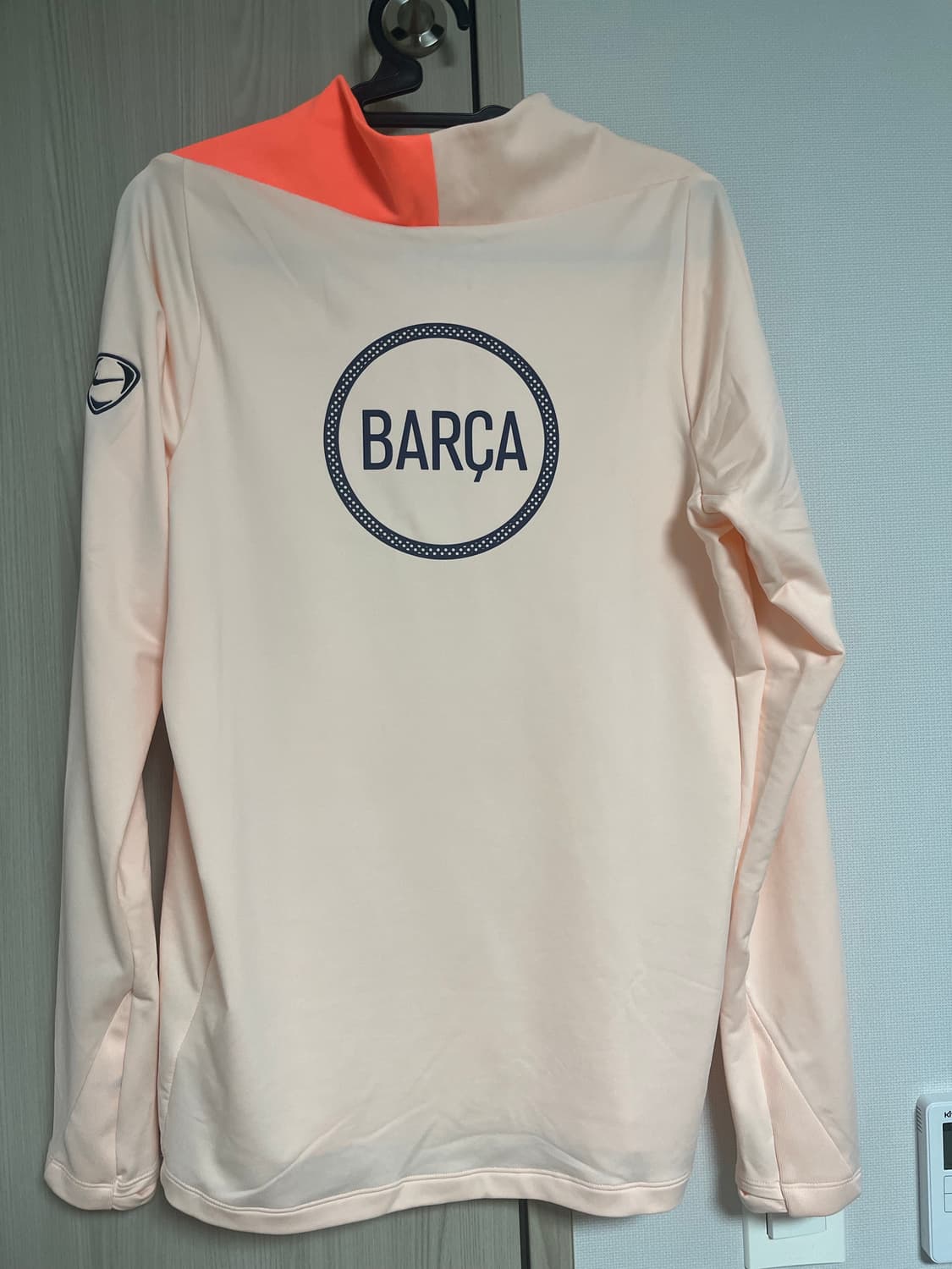 나이키 바르셀로나 드릴탑 상품이미지2