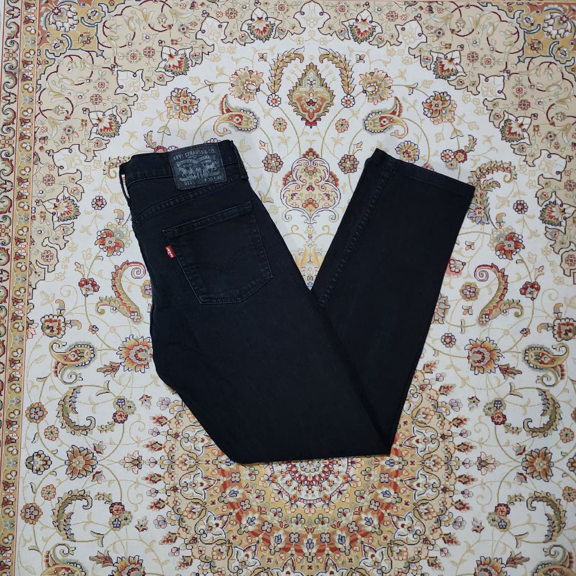 리바이스 511 흑청 데님
30 상품이미지1