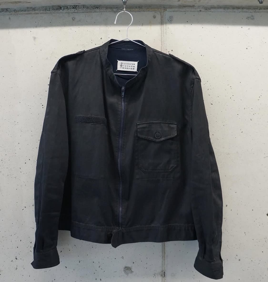 마르지엘라 아티저널 블랙 페인티드 자켓 상품이미지1