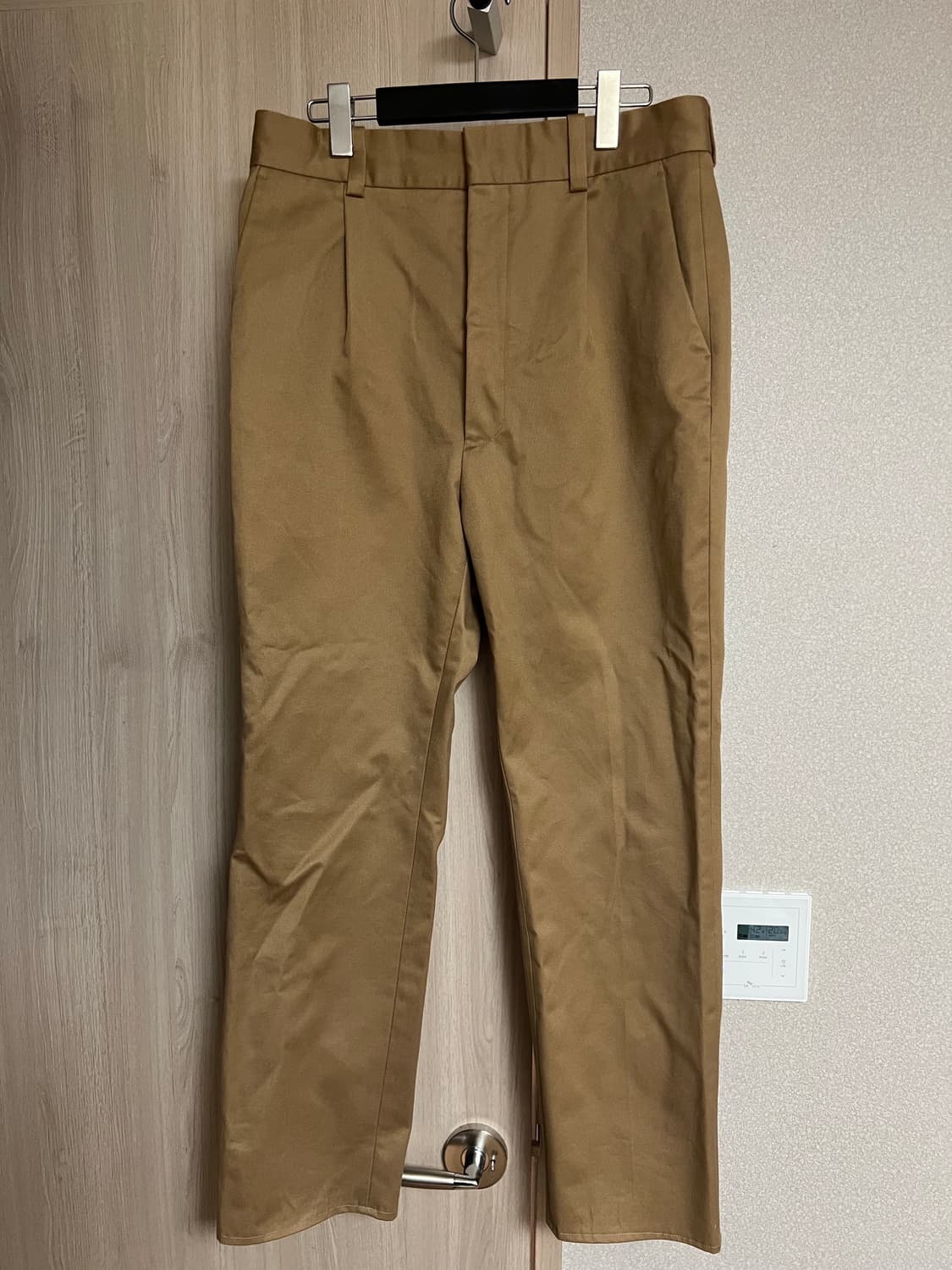 [48] 16fw 발렌시아가 팬츠 베이지 상품이미지1