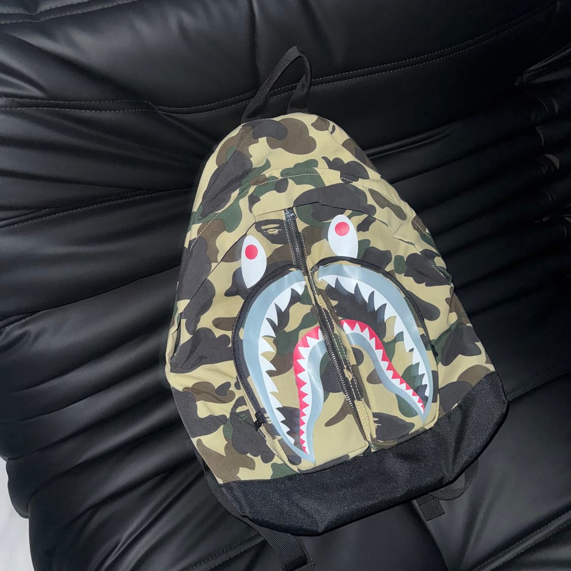 1ST CAMO SHARK DAY PACK 상품이미지1