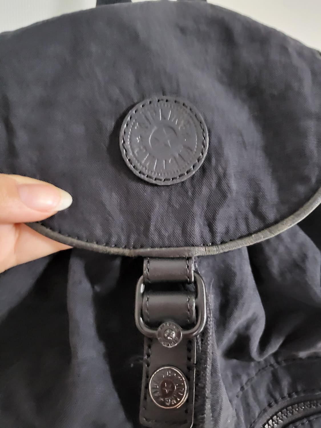 키플링 블랙 미니백팩 상품이미지2