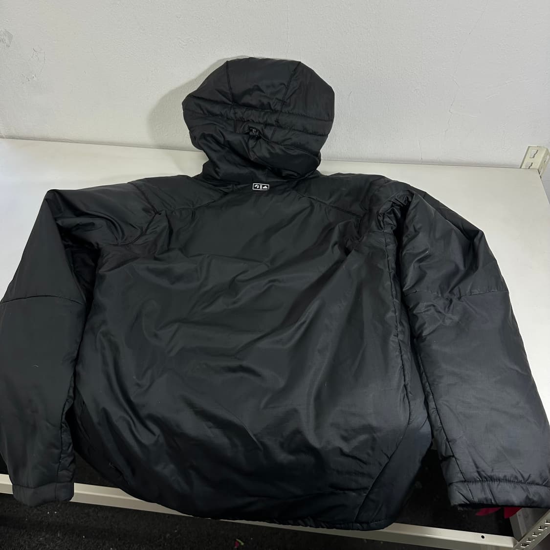 105 아디다스 블랙 FORMOTION 밴치파카 패딩 상품이미지6