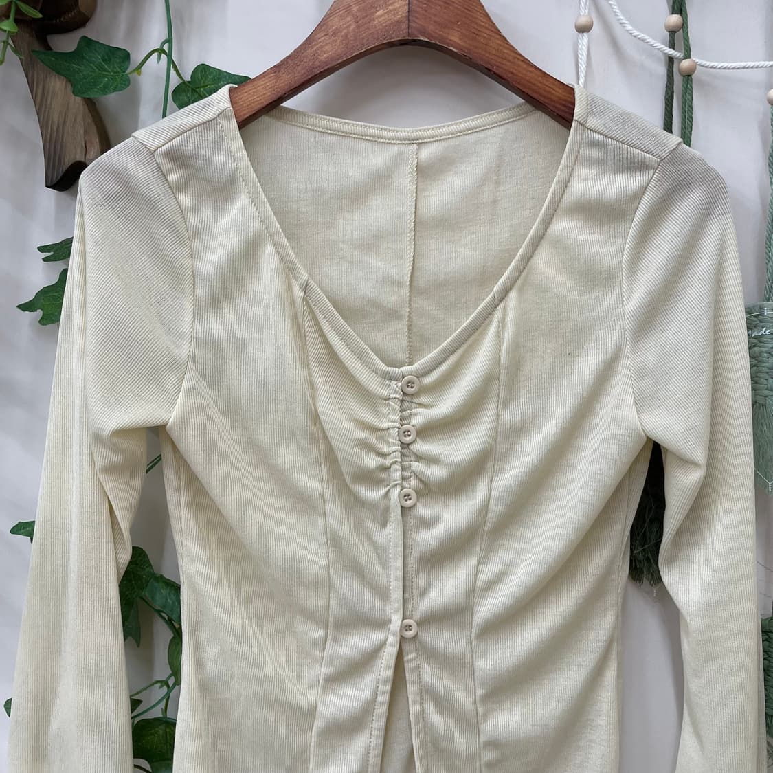 슬림핏 아이보리 가디건형 긴팔 티셔츠 상품이미지2