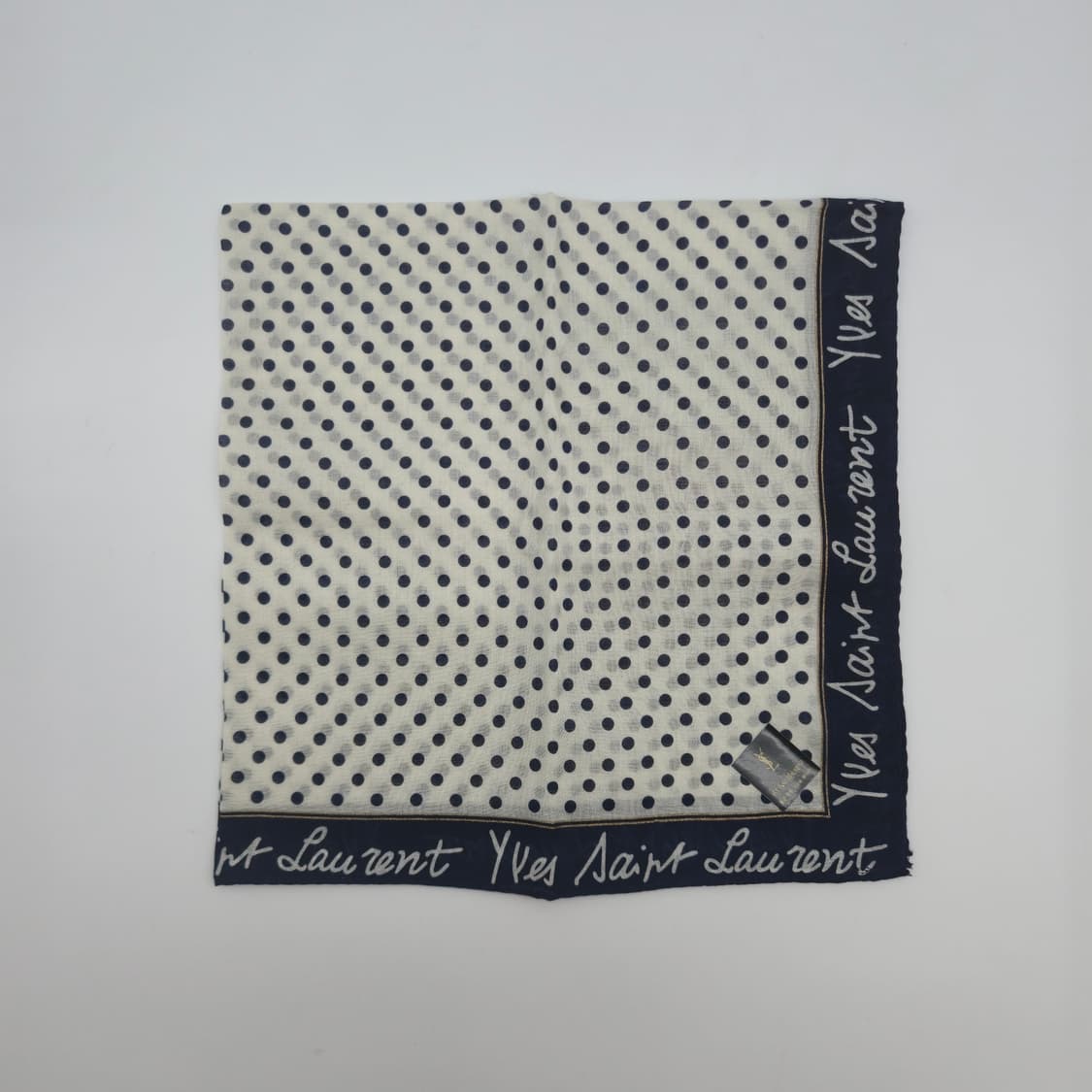 YSL 입생로랑 손수건 스카프 [JRCFSB11735-116-7] 상품이미지3