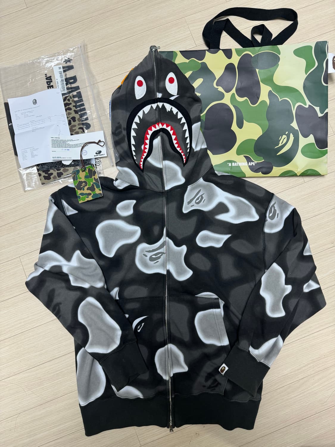 베이프 후드집업(홍콩 직구)+진품 인증서 상품이미지1