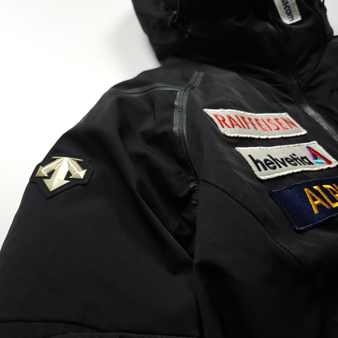 데상트 아우디 스위스 스키 다운 패딩 (XL) 상품이미지6