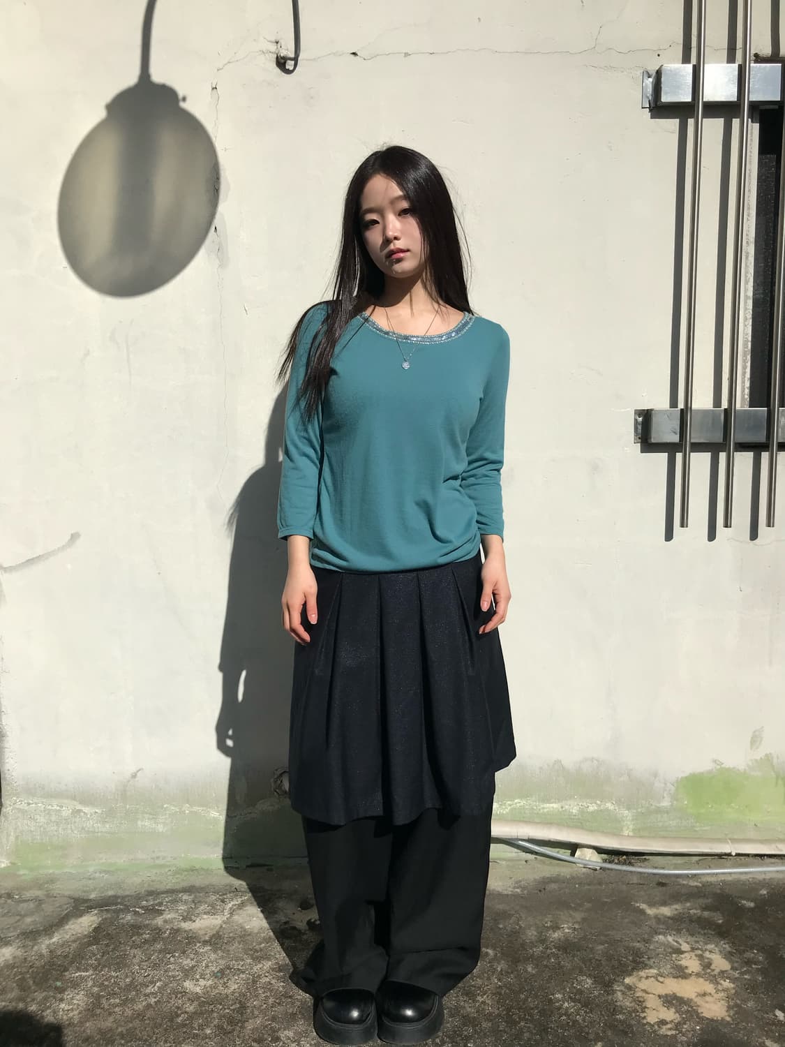 스팽글 디테일 롱슬리브 상품이미지5