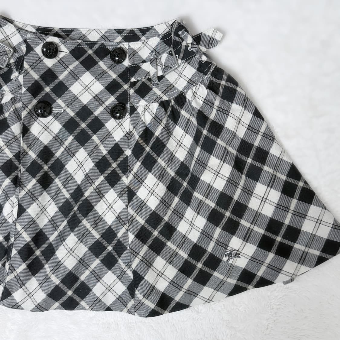 Burberry 블루라벨 오네갸루 로걀 미니 스커트 ≽^•⩊•^≼ 상품이미지4