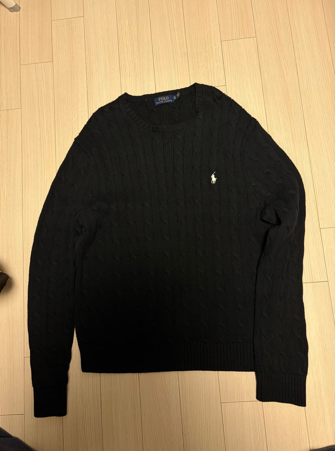 폴로 블랙 니트 상품이미지1