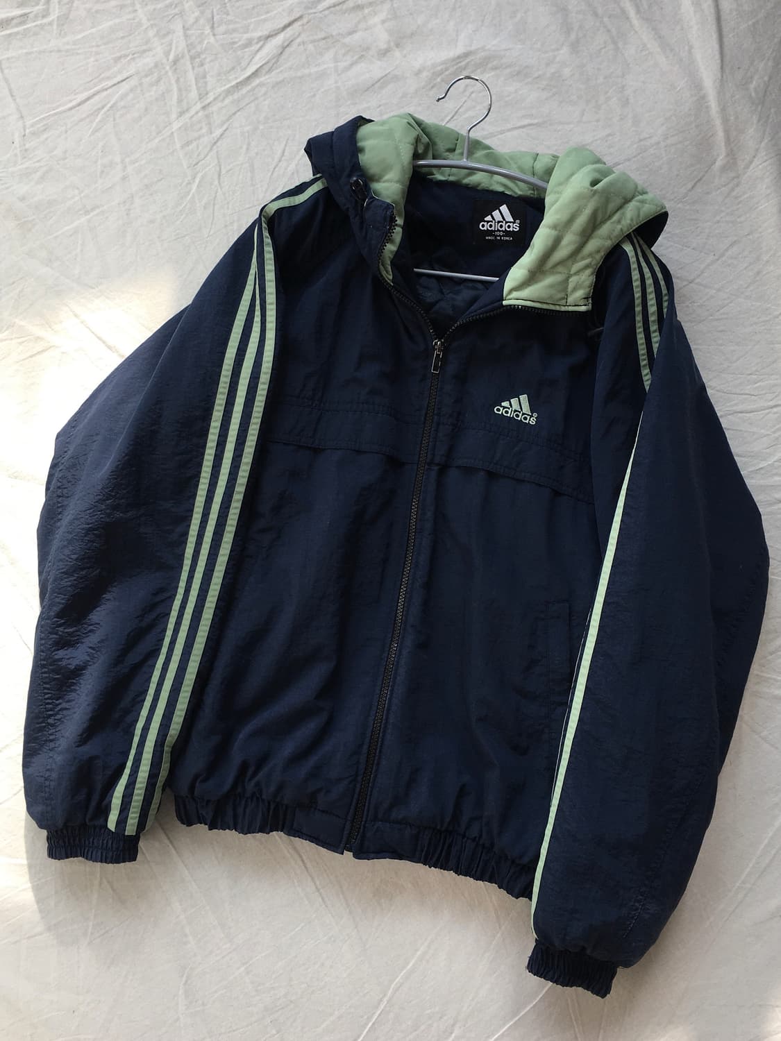아디다스 가슴로고 네이비 바람막이 자켓 상품이미지3