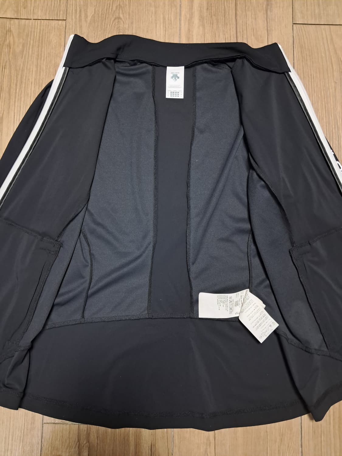 데상트 여성 런닝 집업 90 상품이미지7