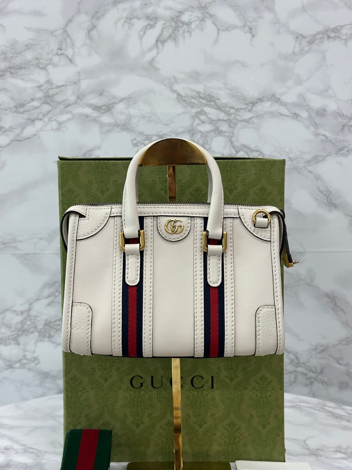 구찌 바울레토 탑핸들 미니백 화이트 상품이미지2