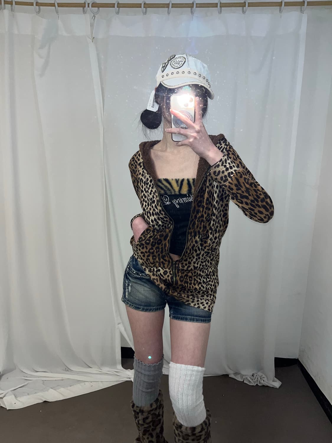 데님 스터드 숏츠 상품이미지6