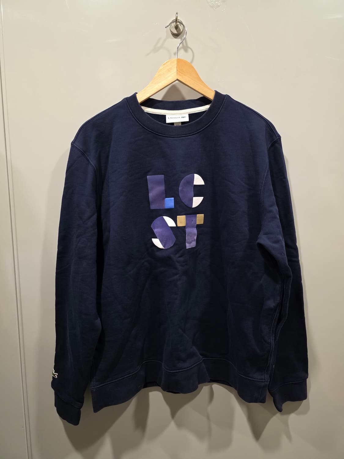 라코스테(LACOSTE) 남성 그래픽 맨투맨 네이비 상품이미지1